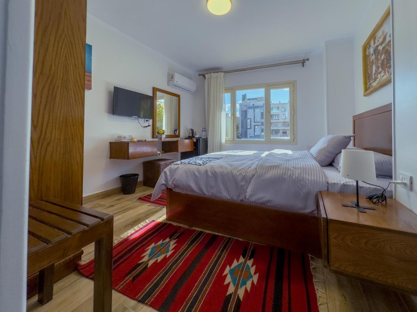 Royal Crown Hotel Giza Pyramids View Kafret el-Gabal エクステリア 写真