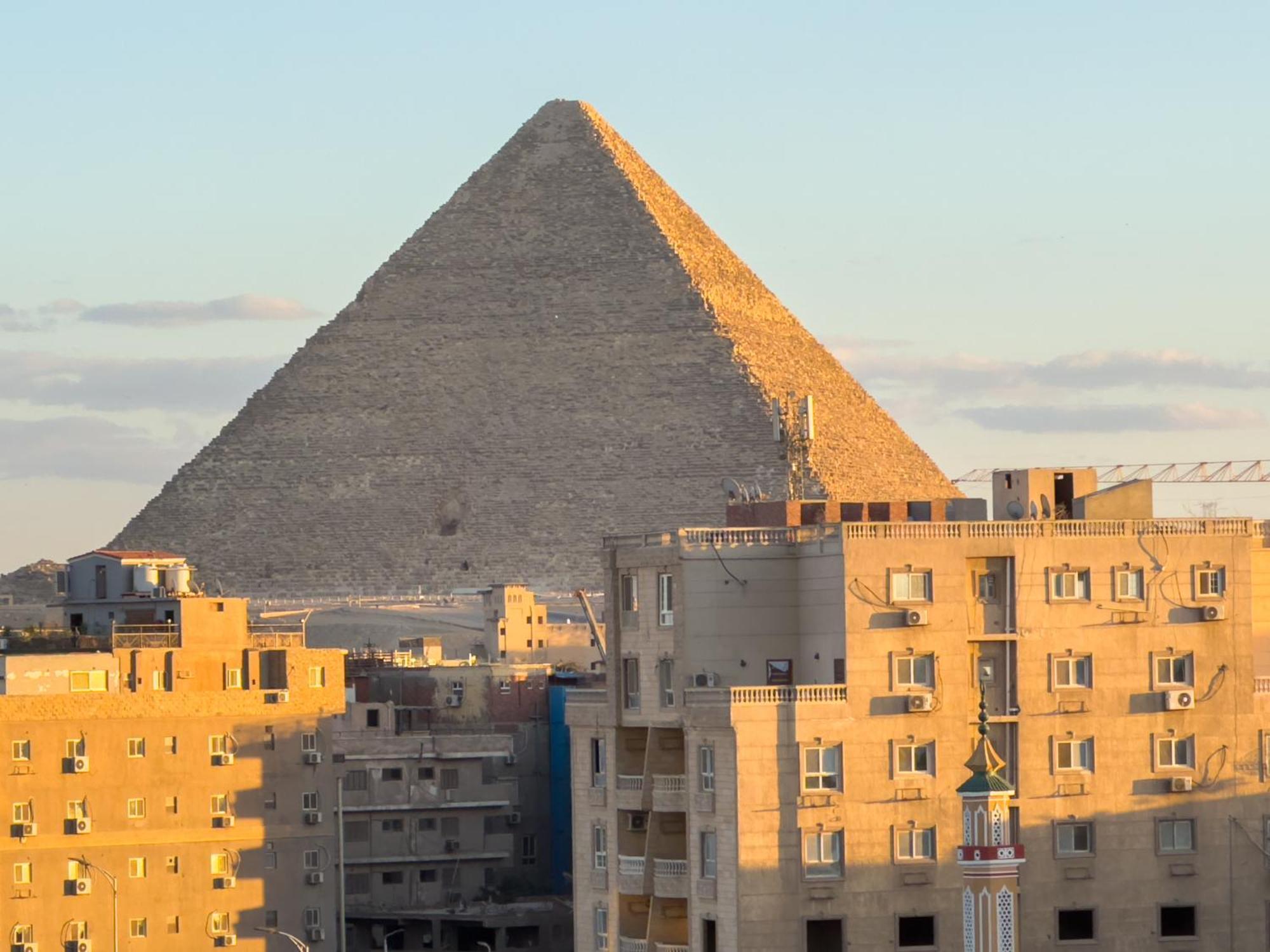 Royal Crown Hotel Giza Pyramids View Kafret el-Gabal エクステリア 写真