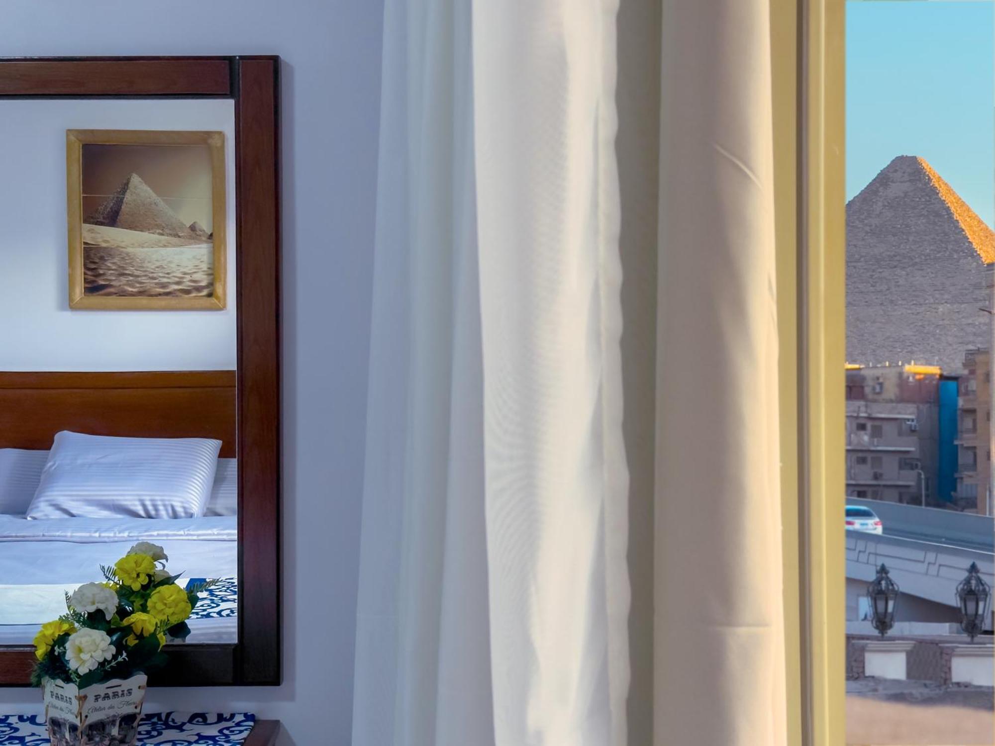 Royal Crown Hotel Giza Pyramids View Kafret el-Gabal エクステリア 写真